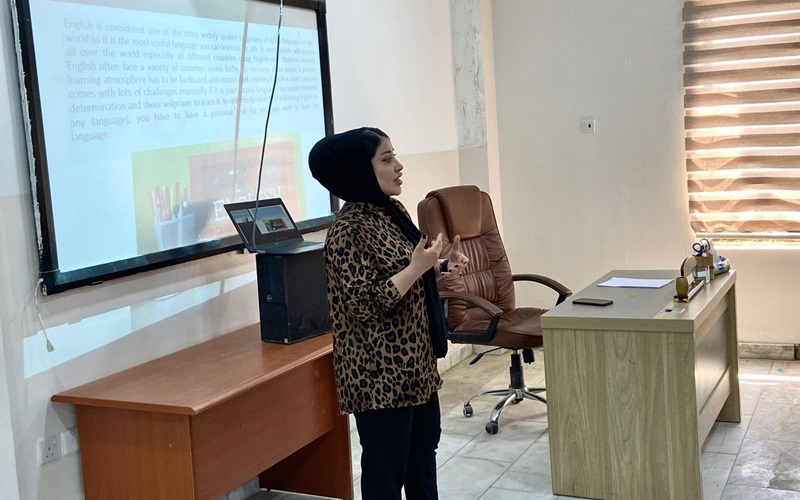 ‏‎‏كلية التربية الاساسية تنظم ورشة عمل بعنوان (Solving the current issues in English language learning ) 